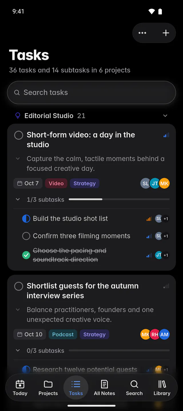 All tasks grouped by project, with their dates, tags and people (an Android phone)