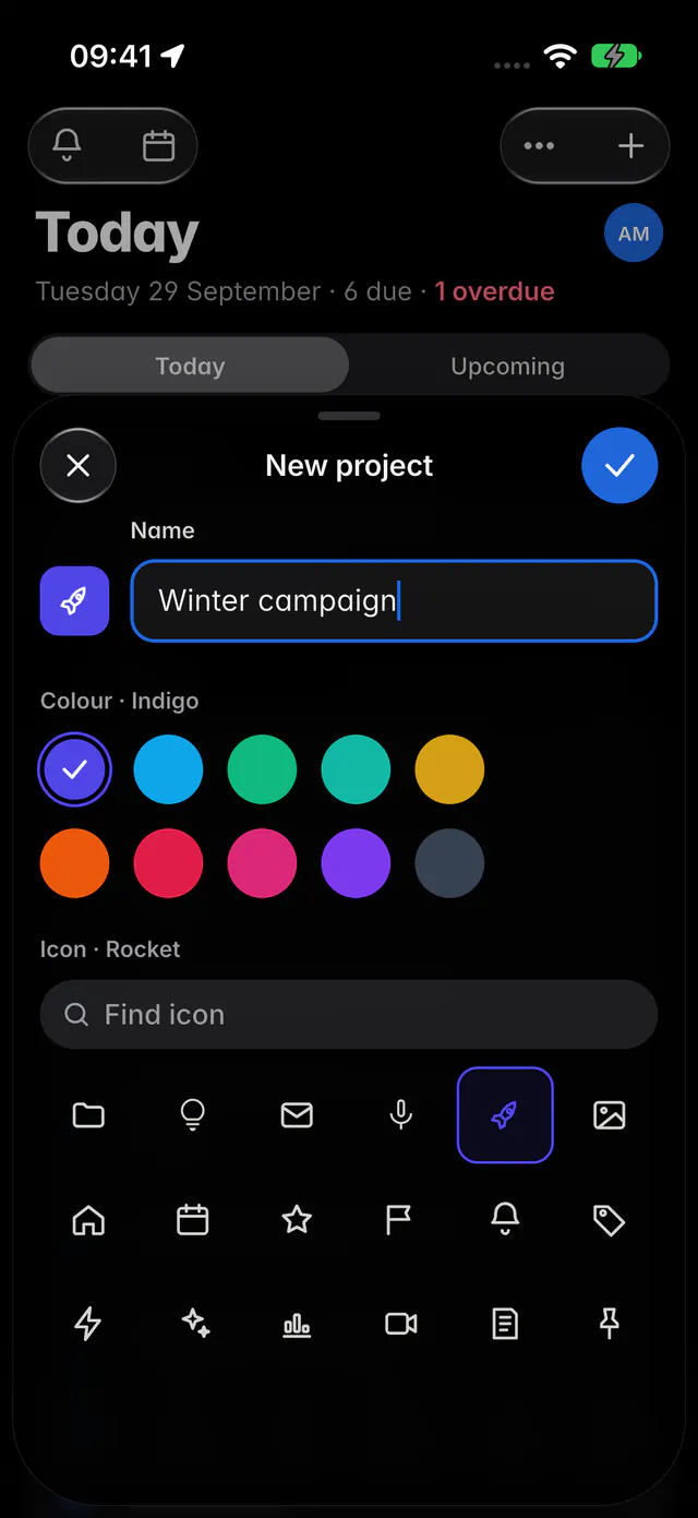 The New project form with a name, ten colours and a grid of icons (an iPhone)