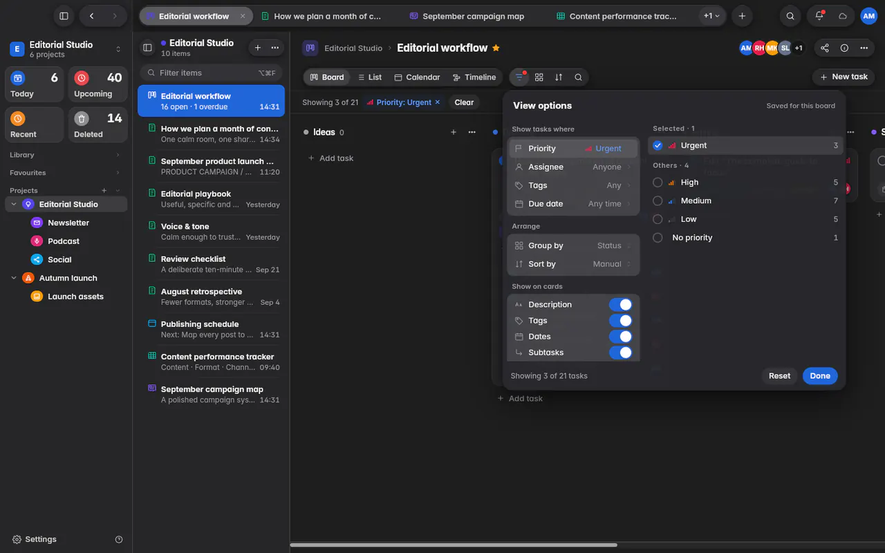 The board's view options for filtering, grouping, sorting and the fields shown on cards (the web app)
